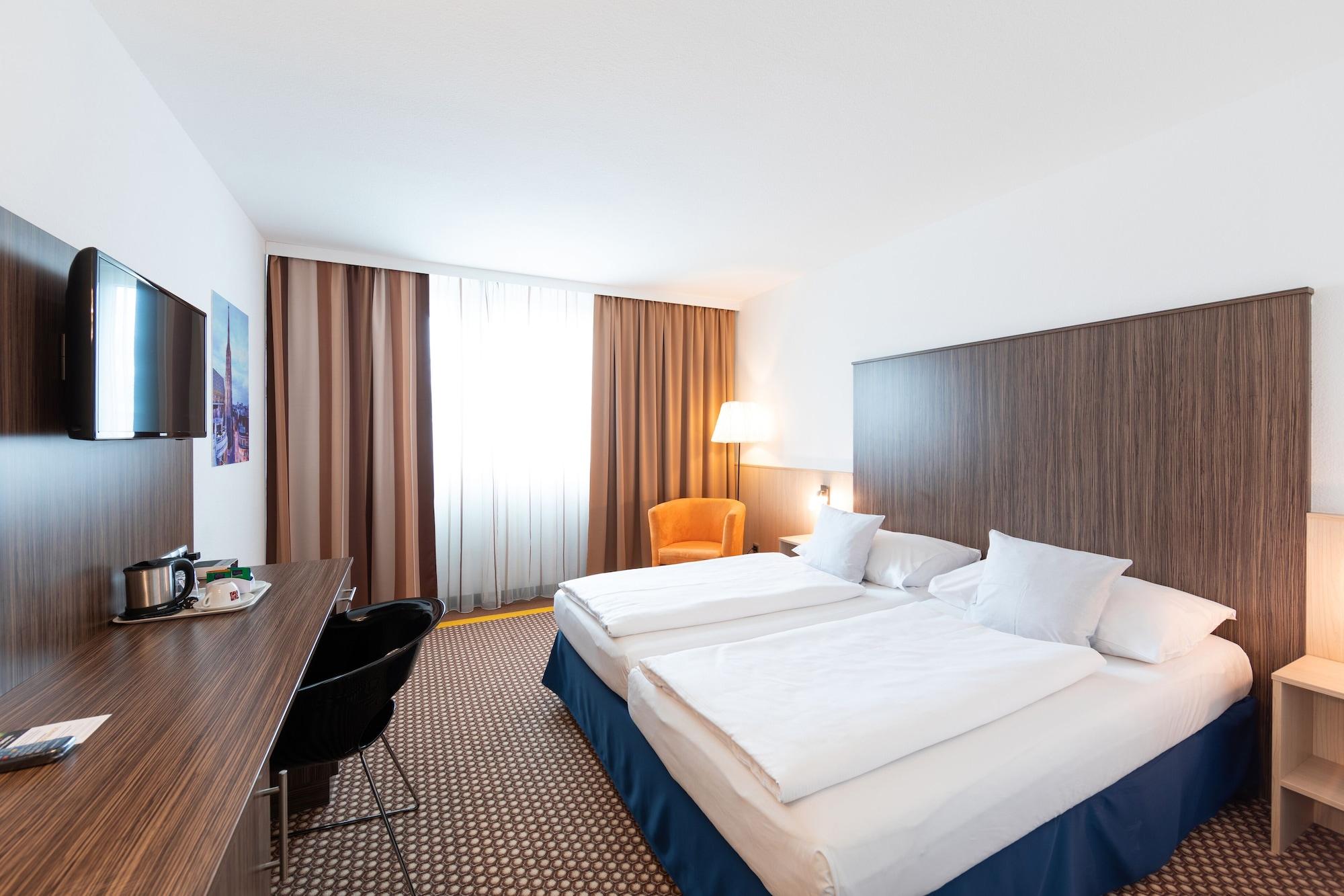 Best Western Smart Hotel Voesendorf Bagian luar foto