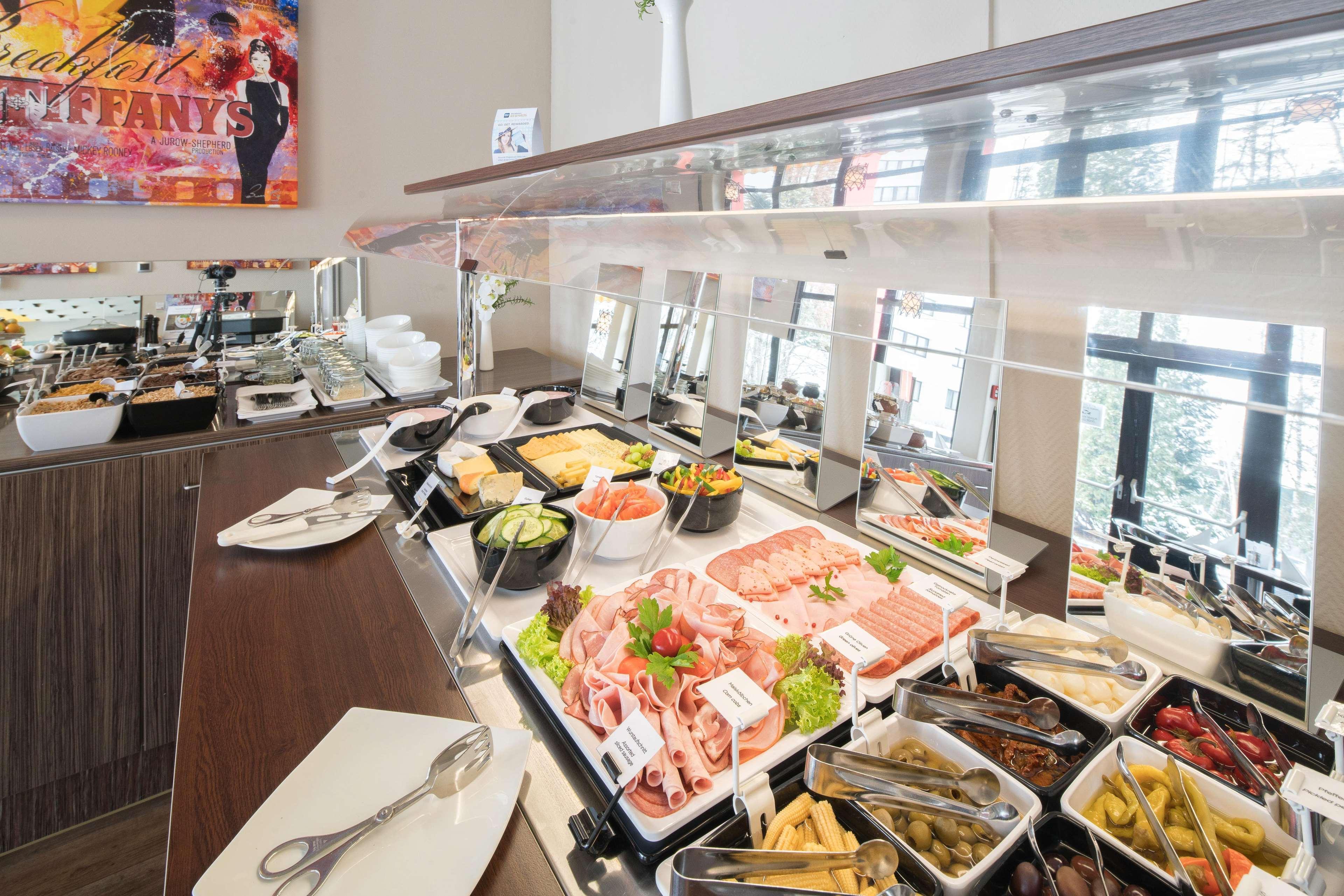 Best Western Smart Hotel Voesendorf Bagian luar foto