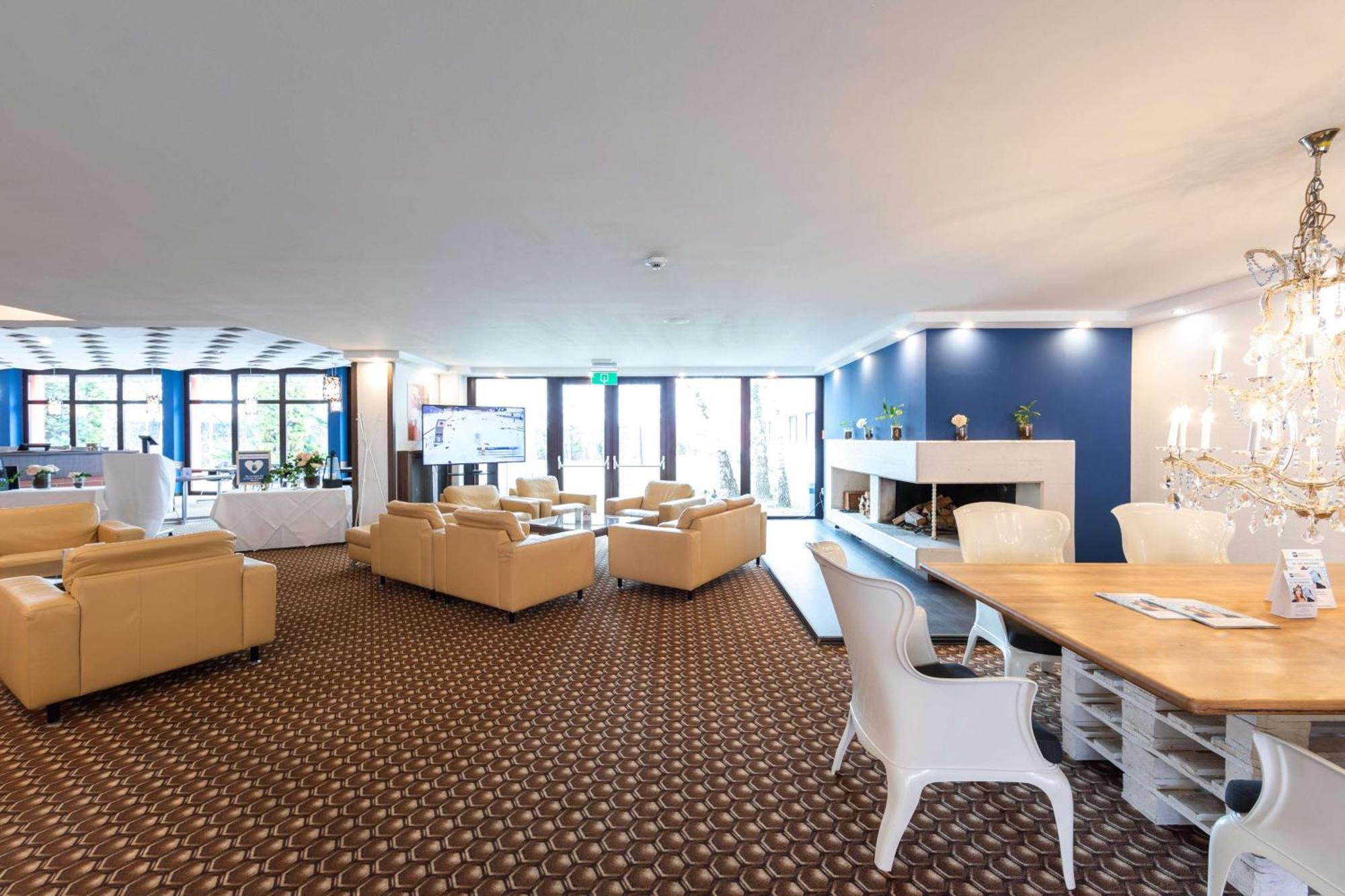 Best Western Smart Hotel Voesendorf Bagian luar foto