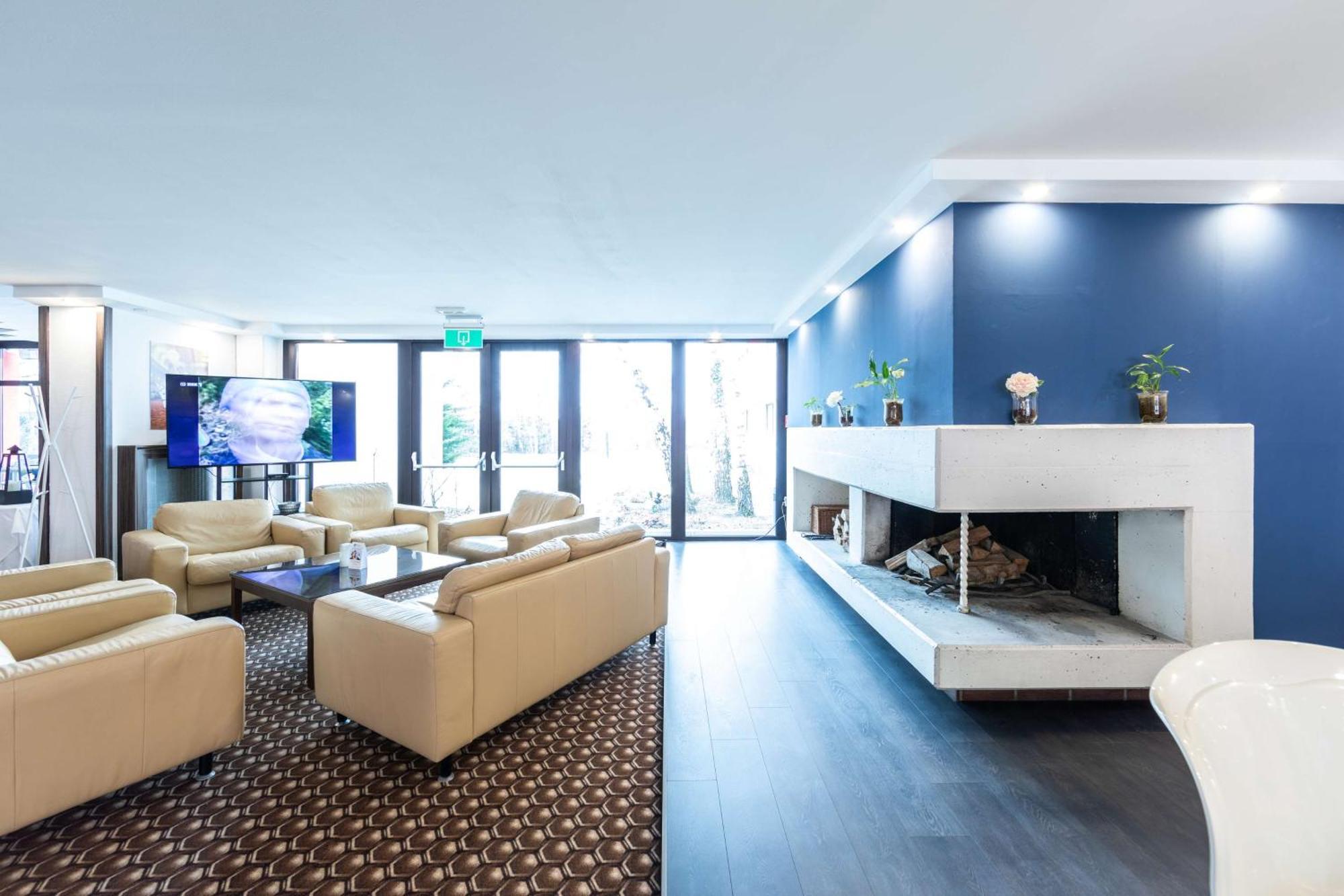 Best Western Smart Hotel Voesendorf Bagian luar foto
