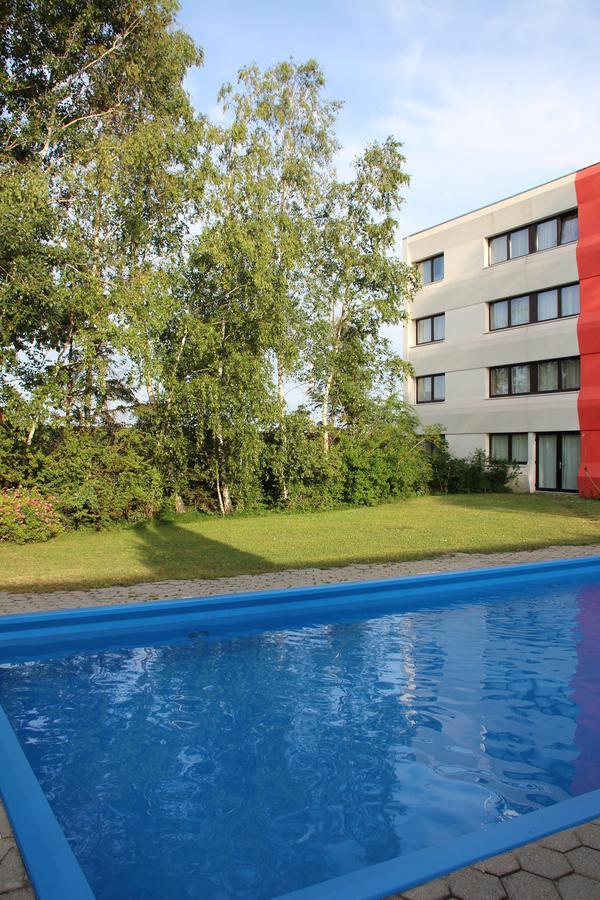 Best Western Smart Hotel Voesendorf Bagian luar foto