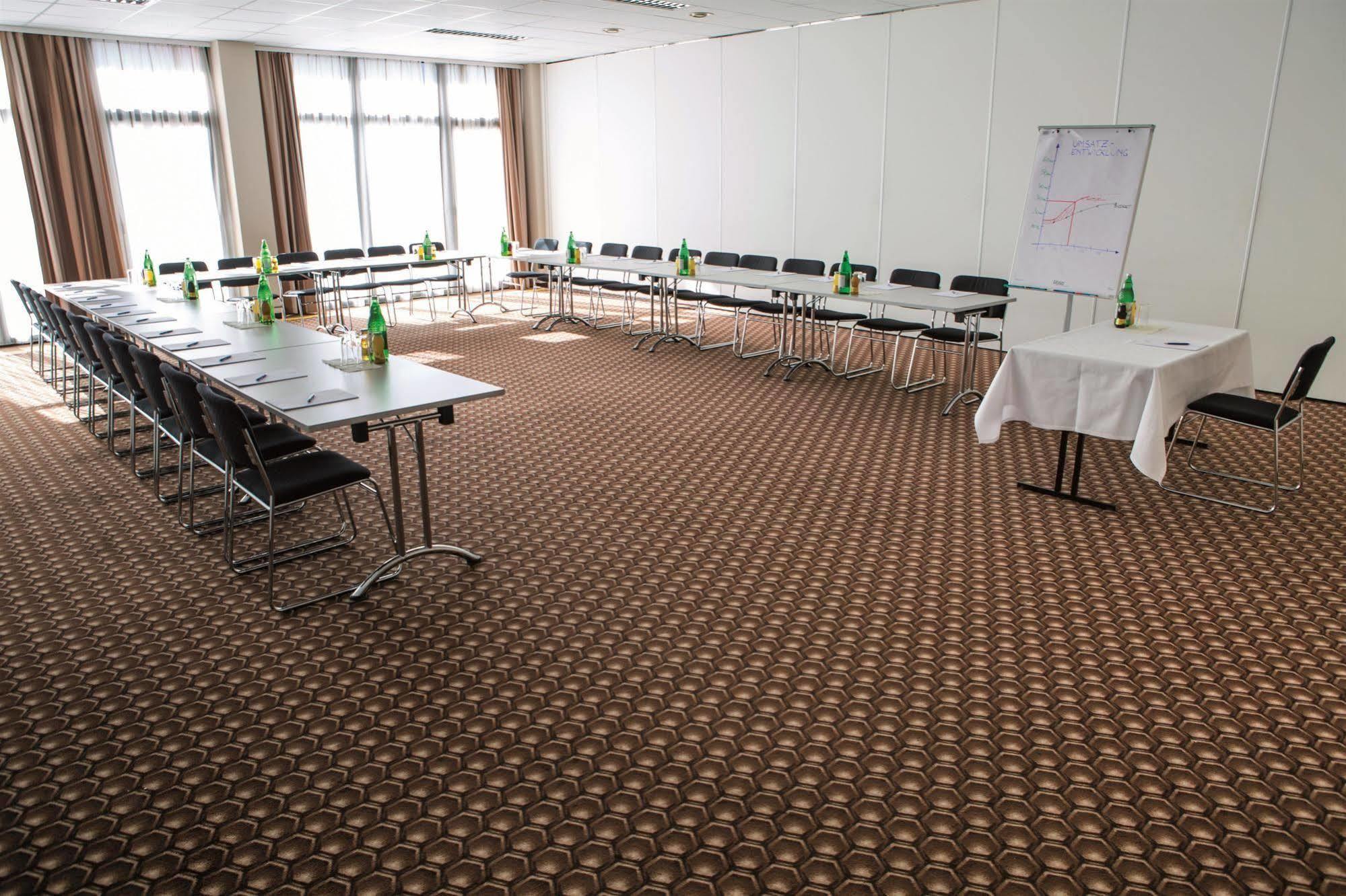 Best Western Smart Hotel Voesendorf Bagian luar foto